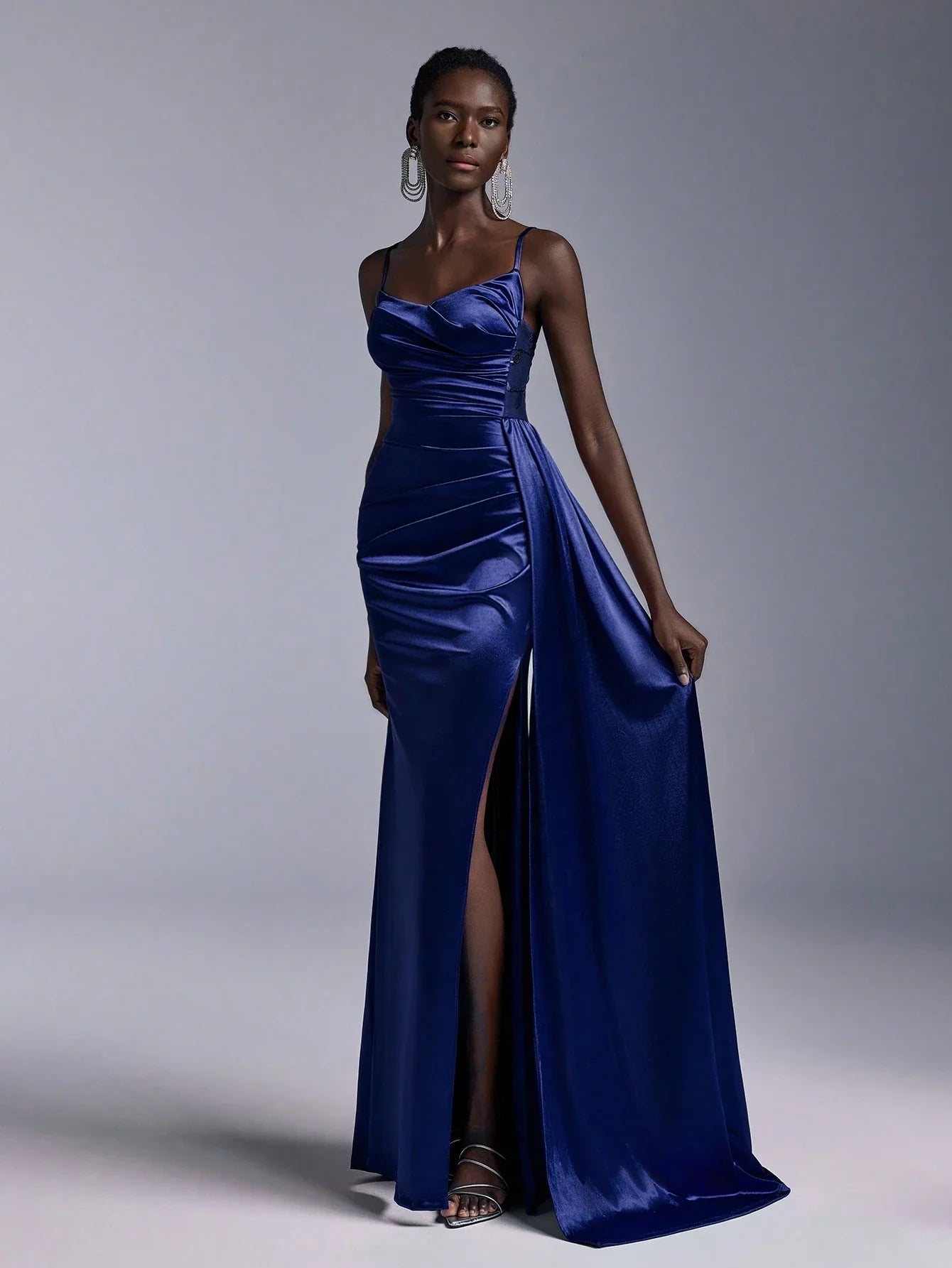 Vestido de Festa em Cetim