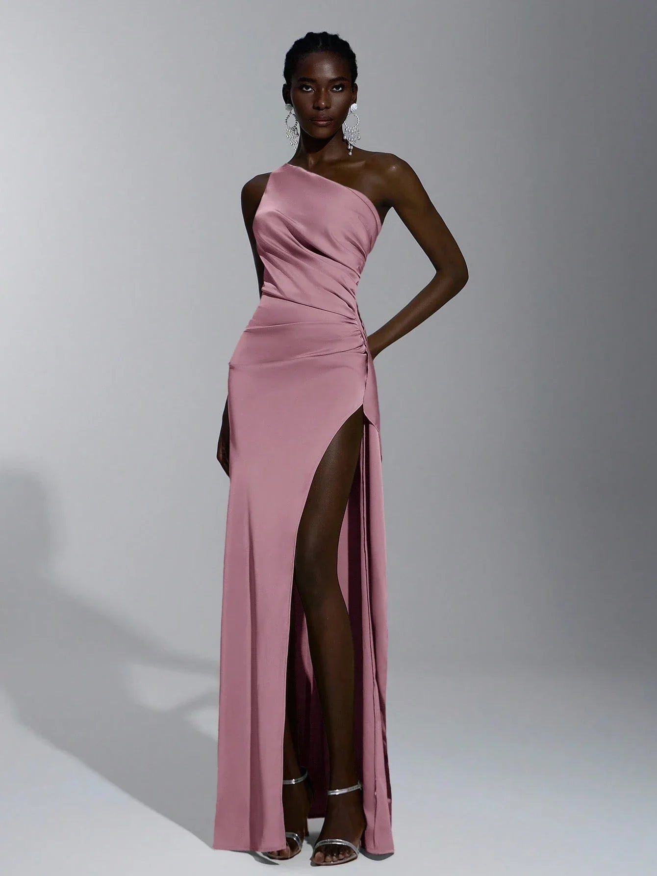 Vestido de Madrinha de Casamento Feminino Sorina em Tecido