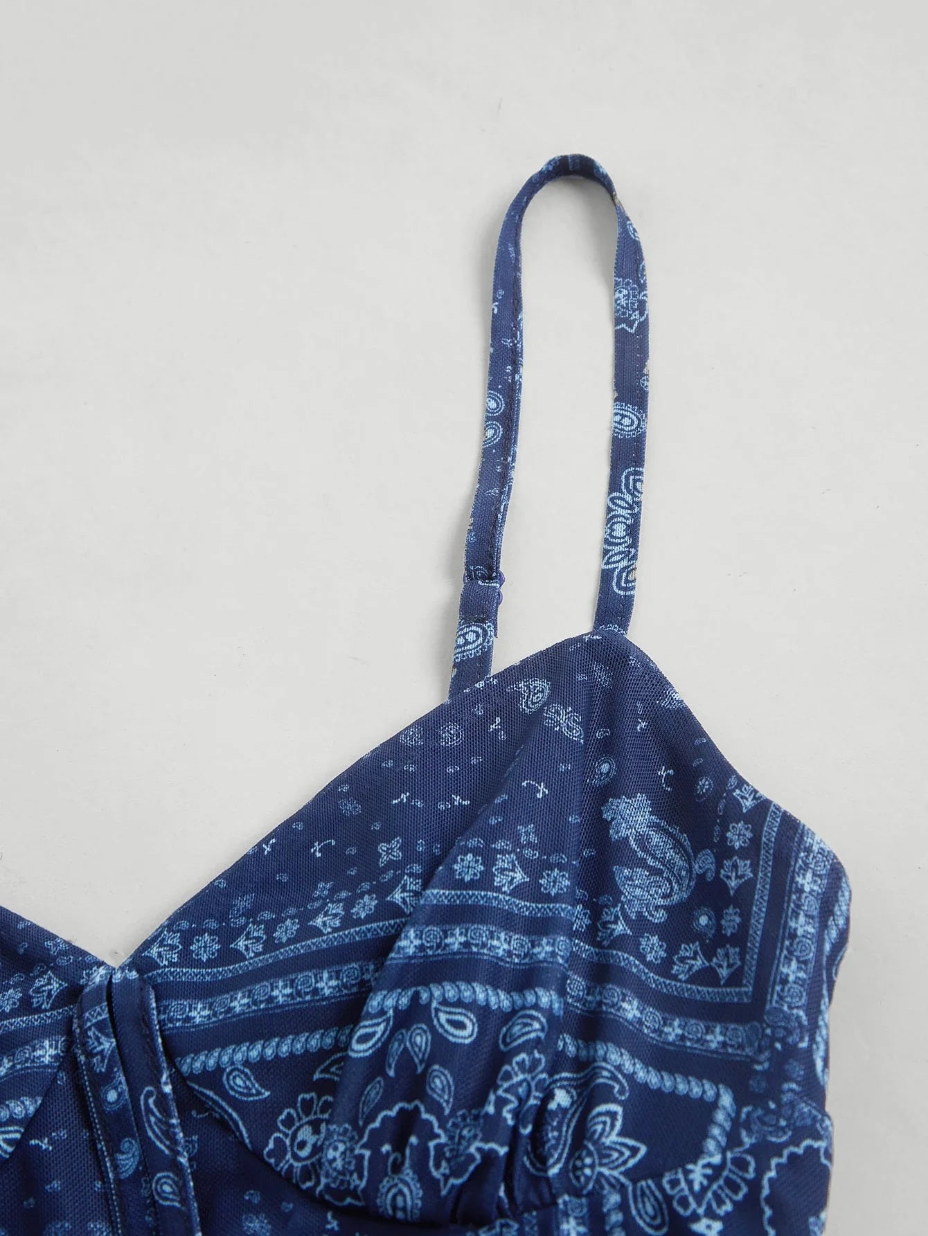 Vestido Curto Refiane