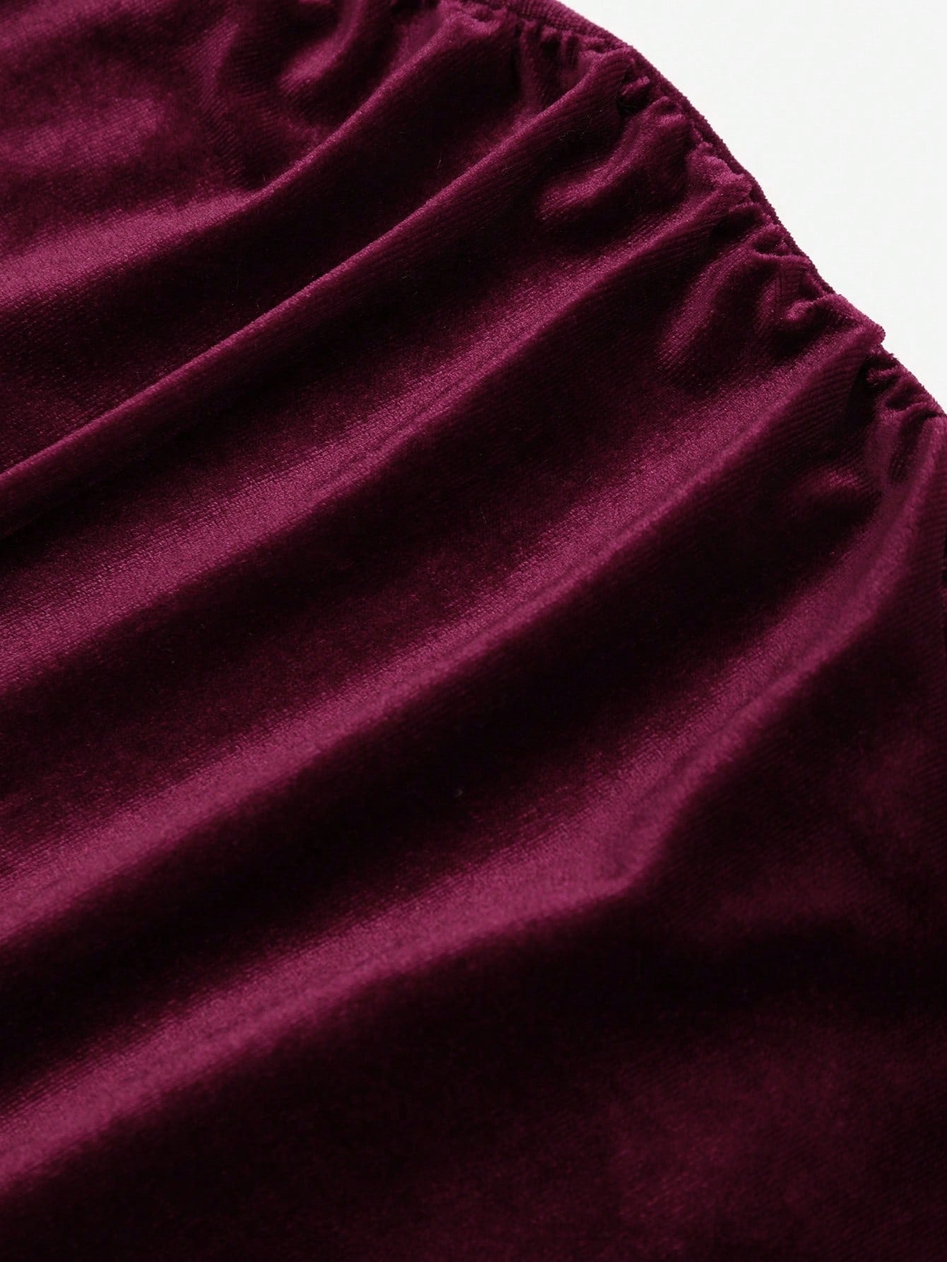 Vestido Longo Vermelho Vanie Feminino em Veludo Elegante