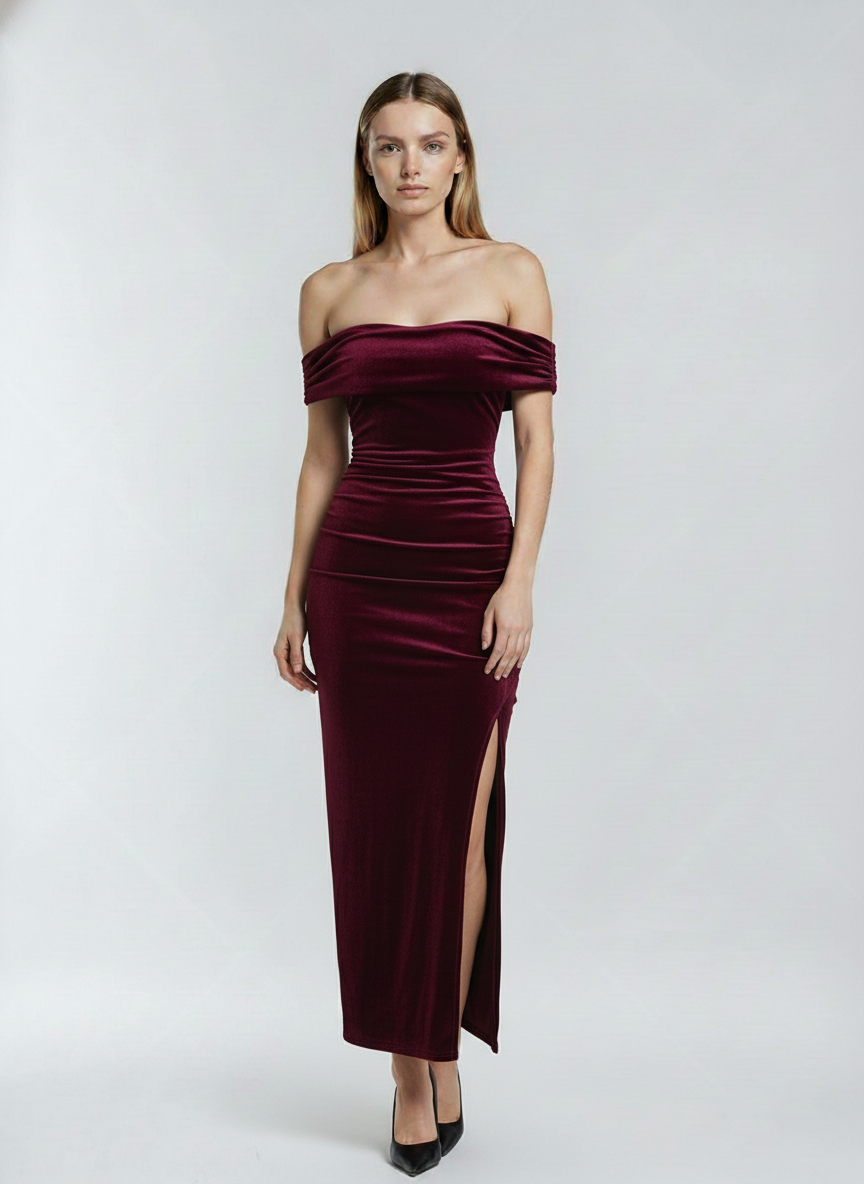 Vestido Longo Vermelho Vanie Feminino em Veludo Elegante